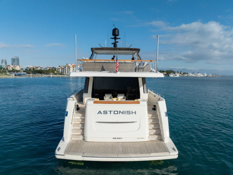 Location bateau San Lorenzo SL97 à Miami sur Samboat