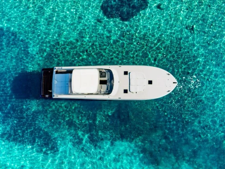 Louer Yacht avec ou sans skipper Itama à Porto Rotondo