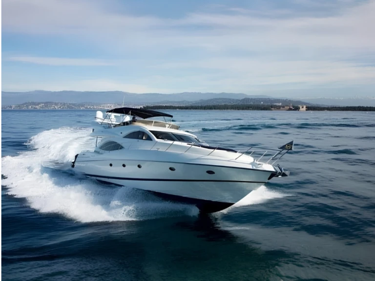 Louer Yacht avec ou sans skipper Sunseeker à Agropoli