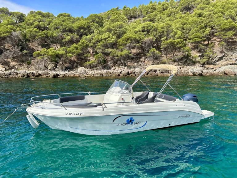 Louer Bateau à moteur avec ou sans skipper Pacific Craft à Roses