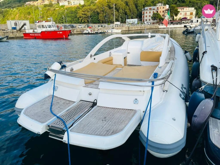 Location Semi-rigide à Vibo Marina - Sacs Sacs S 34 Orgasmo