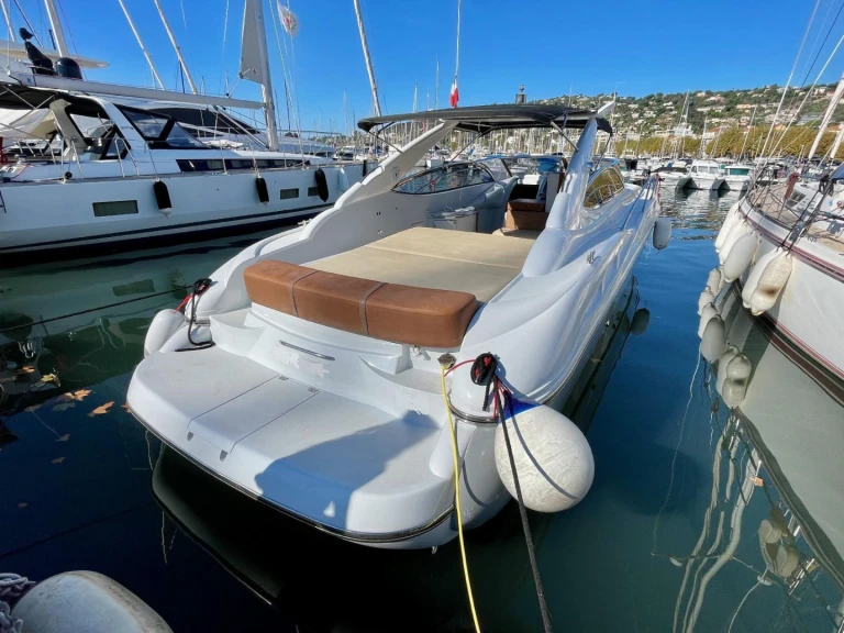 Location à Cannes - Sunseeker Superhawk 48 sur SamBoat