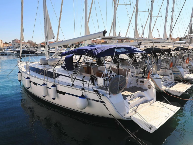 Location à Pula - Bavaria Cruiser 46 sur SamBoat