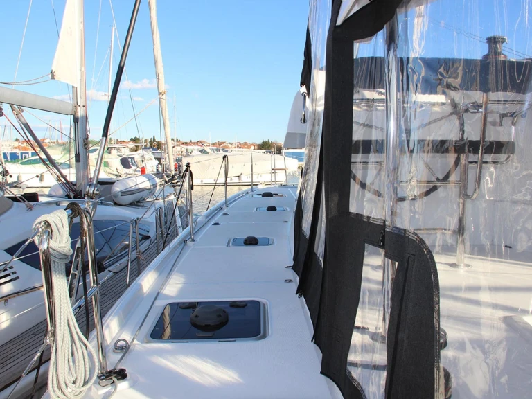 Location bateau Pula pas cher Lagoon 42