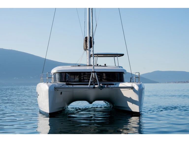 Location bateau Lagoon Lagoon 42 à Tivat sur Samboat