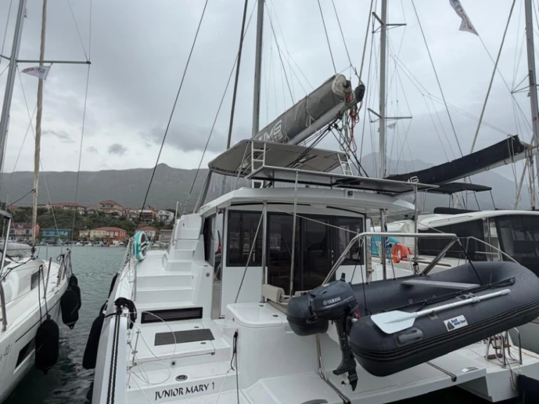 Catamaran à louer à Páleros au meilleur prix