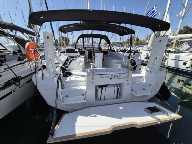 Location Voilier à Álimos - Dufour Dufour 44