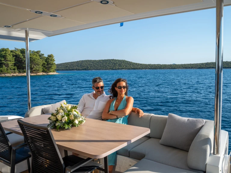 Location bateau Azimut Azimut 72 Fly à Sukošan sur Samboat