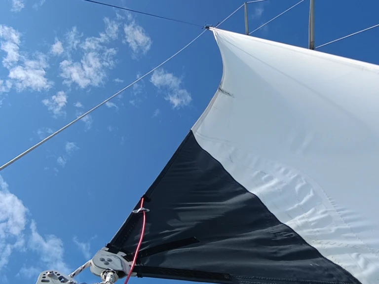 Location à San Vincenzo - Comar Comet 50 CL sur SamBoat