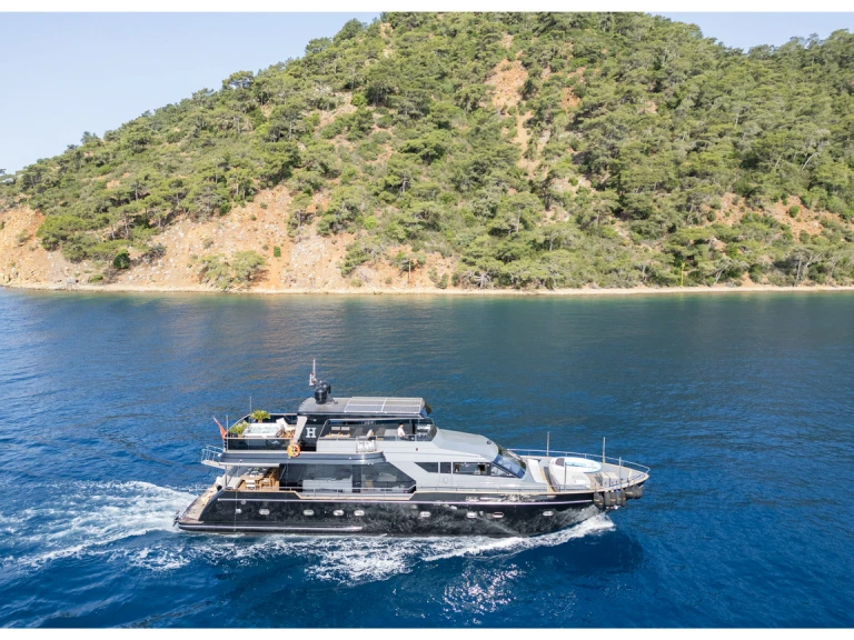 Louez un costom made 2018 à Göcek
