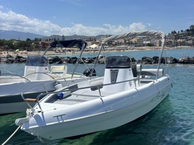 Alquiler Lancha en Giardini-Naxos - Aquabat Sport Line 19