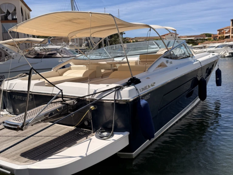 Location Bateau à moteur Ulisse 2000 Napoli avec permis