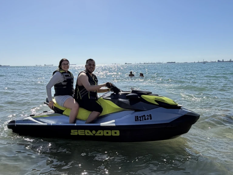 Location bateau Sea-Doo GTI se 170 à Martigues sur Samboat