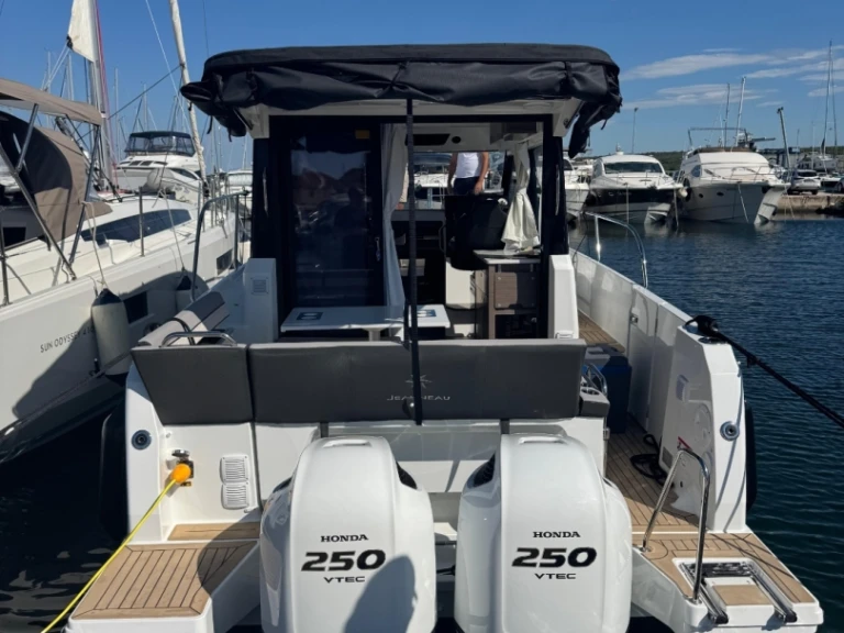 Louez un Jeanneau Merry Fisher 895 S2  à Blace