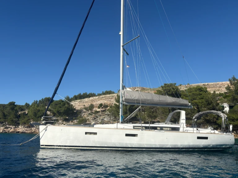 Location bateau Rogoznica pas cher Oceanis 45