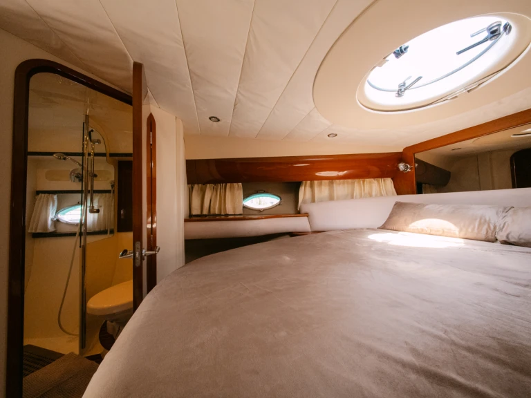 Yacht à louer à Ayia Napa au meilleur prix