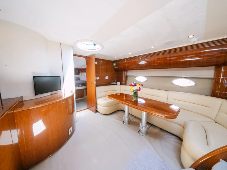 Location à Ayia Napa - Princess Princess V50 sur SamBoat
