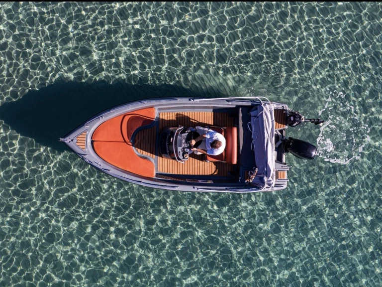 Location Bateau à moteur à Monde - Poseidon Blu Water 170