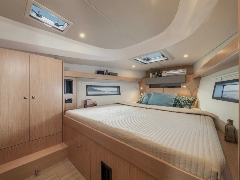 Location bateau Skiathos pas cher Bavaria C42 /3cab