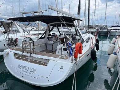 Location bateau Gouviá pas cher Oceanis 45 /4cab
