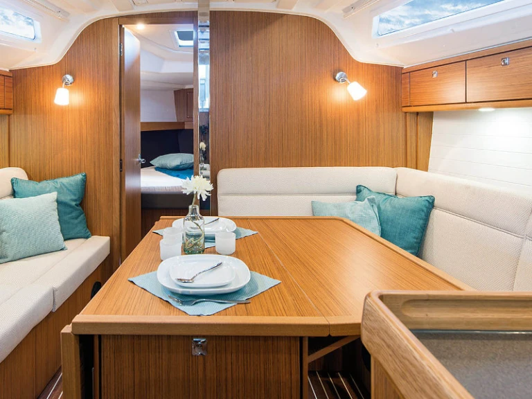 Location bateau Pula pas cher Cruiser 37