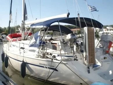 Yacht charter Ávdira - Bavaria Bavaria 38/3 cab on SamBoat