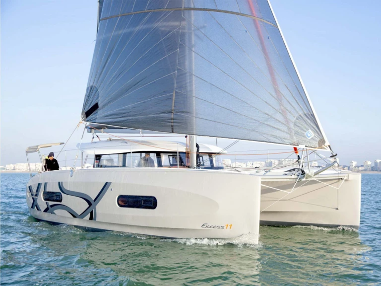 Location Catamaran Excess avec permis