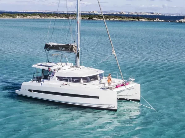 Location bateau Bali Bali 4.1/4 cab, 4WC à Kalkara sur Samboat