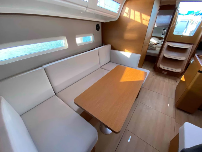 Location à Lefkáda - Jeanneau Sun Odyssey 410 /3cab sur SamBoat