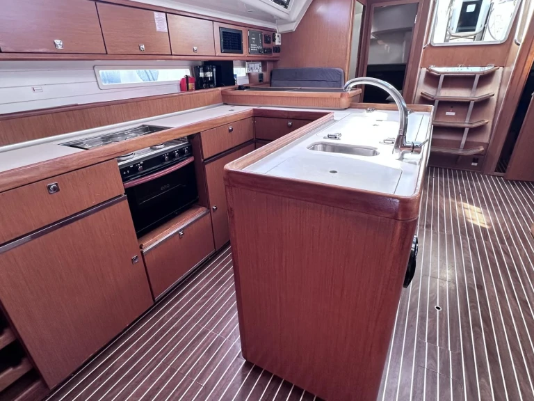 Location bateau Bavaria Bavaria Cruiser 56 /6cab à Álimos sur Samboat