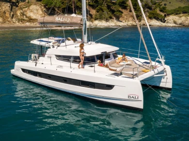 Yacht hire Volos cheap Bali 4.2 CAT/5 cab