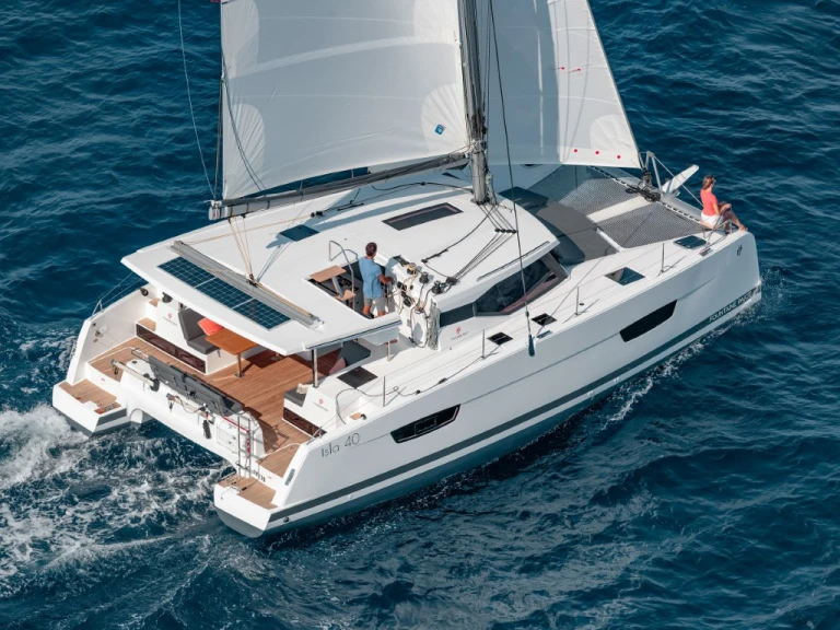 Location Catamaran Fountaine Pajot avec permis