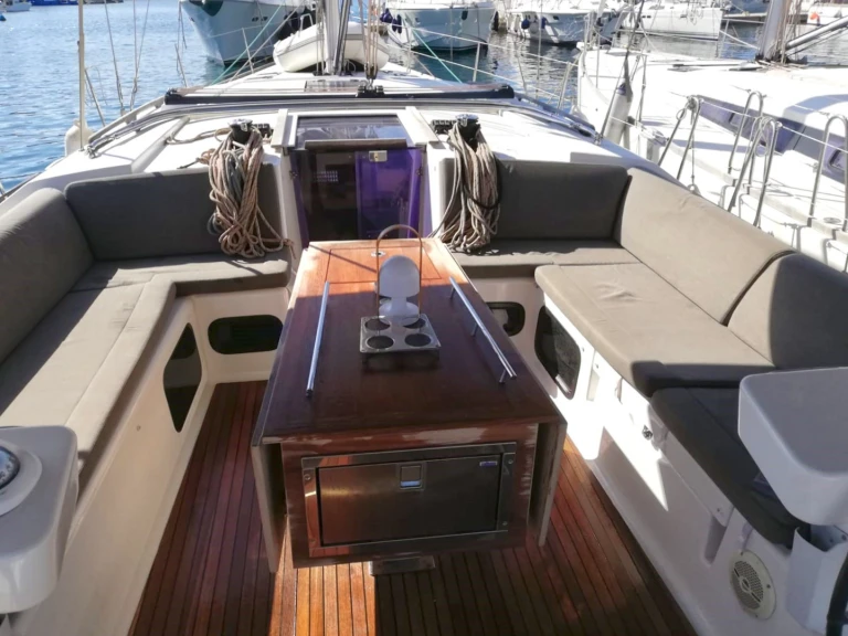 Location Voilier à Kalkara - Dufour Dufour 520 Grand Large /5cab