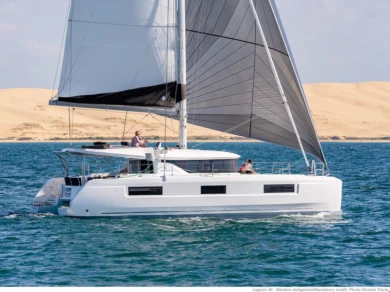 Alquiler de Catamarán, con o sin patrón Lagoon Néa Péramos