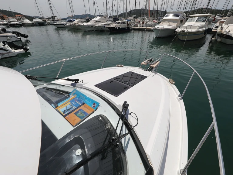 Location Bateau à moteur Bénéteau avec permis