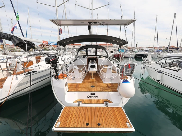 Location Voilier à Biograd na Moru - Bavaria Cruiser 37