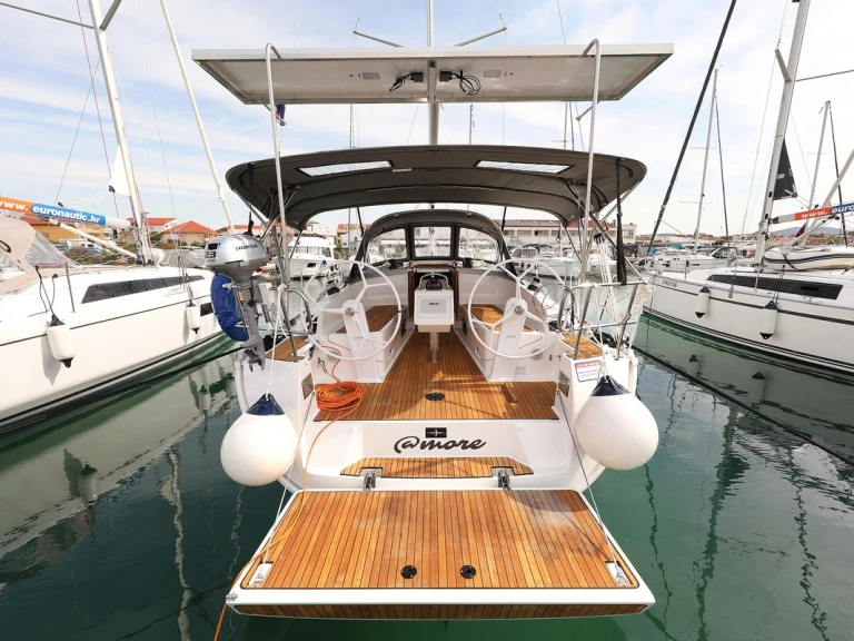 Bavaria Cruiser 37 a louer à Biograd na Moru
