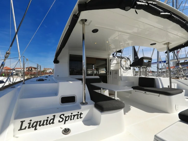 Location Catamaran Lagoon avec permis