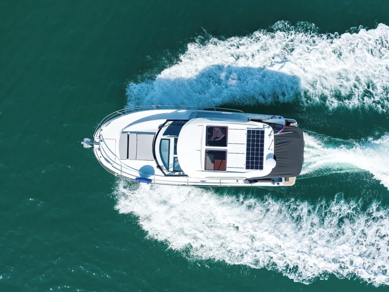 Location bateau Jeanneau Merry Fisher 895 à Biograd na Moru sur Samboat