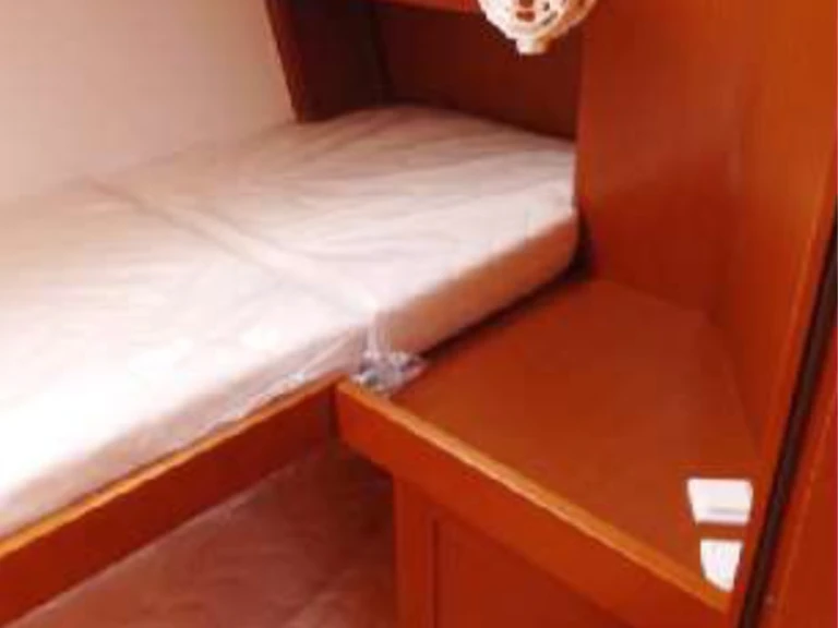 Location bateau Kalkara pas cher Oceanis 48 /5cab