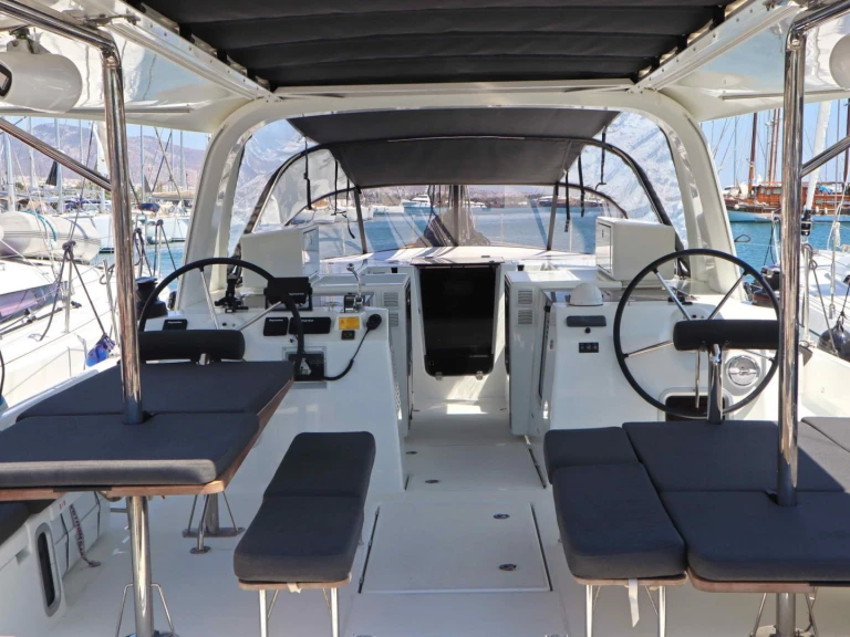Location à Álimos - Jeanneau Sun Loft 47 /7cab sur SamBoat