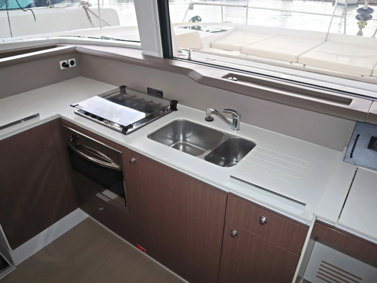 Location à Paros (Ile) - Bali Bali 4.1/4 cab, 4WC sur SamBoat