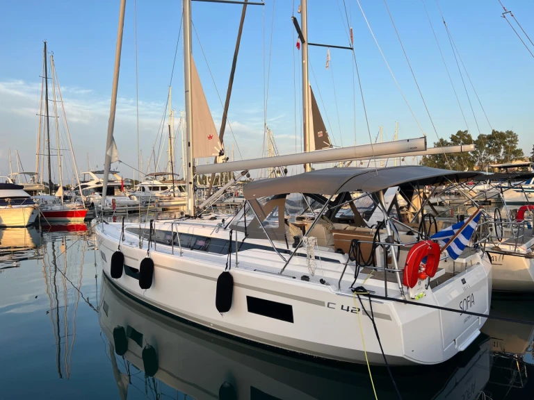 Location bateau Gouviá pas cher Bavaria C42 /3cab
