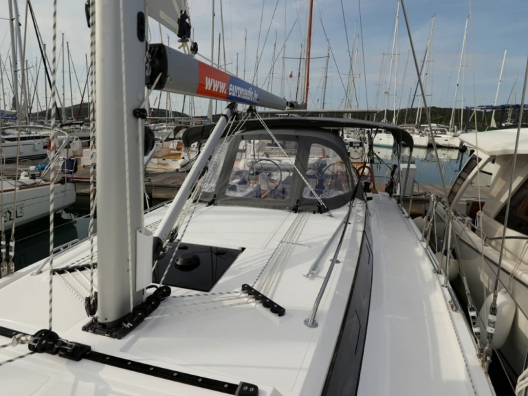 Location Voilier à Biograd na Moru - Bavaria Bavaria C38