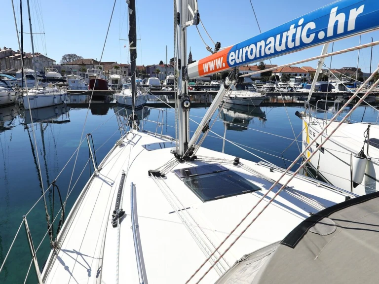 Location bateau Bavaria Cruiser 34 à Biograd na Moru sur Samboat