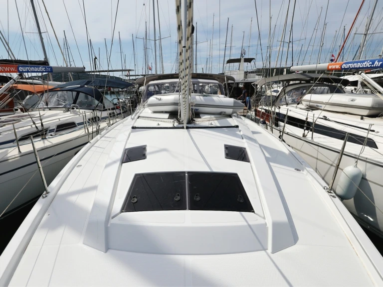 Location bateau Biograd na Moru pas cher Hanse 410