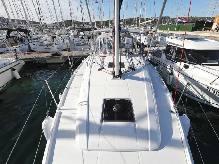 Louer Voilier avec ou sans skipper Bénéteau à Biograd na Moru