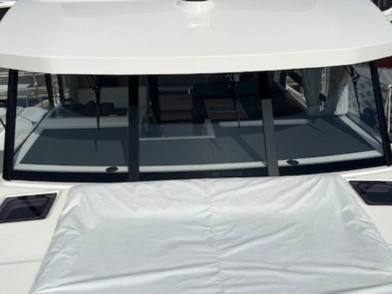 Location Yacht Bénéteau avec permis