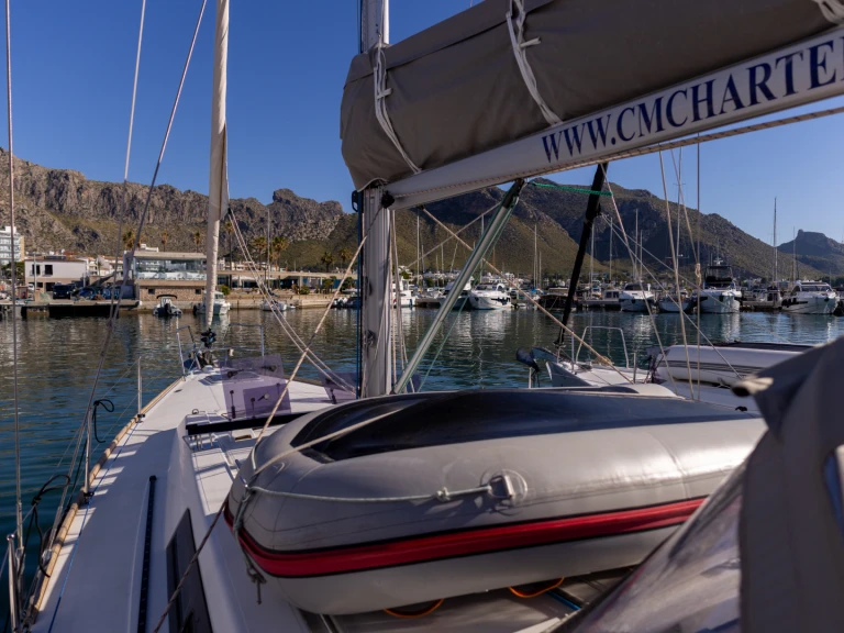 Bénéteau Oceanis 45 a louer à Port de Pollença