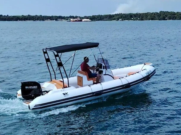 Location à Pula - Tiger Proline 620 sur SamBoat